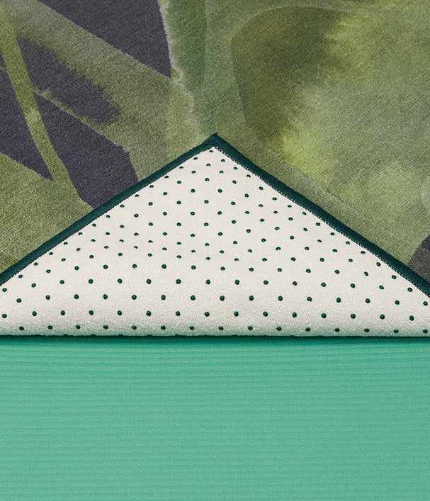 MANDUKA YOGITOES® YOGA MAT TOWEL (180CM) - Lily pads