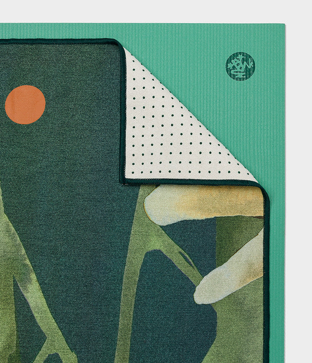 MANDUKA YOGITOES® YOGA MAT TOWEL (180CM) - Lily pads