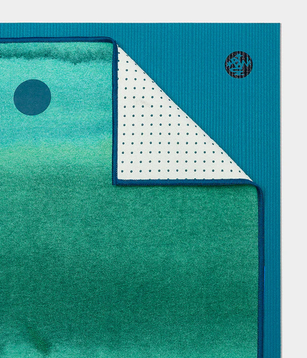 MANDUKA YOGITOES® YOGA MAT TOWEL (180CM) - Ocean Sky