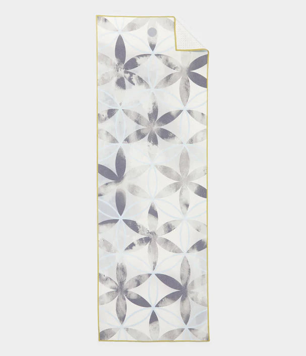 MANDUKA YOGITOES® YOGA MAT TOWEL (180CM) - White Light