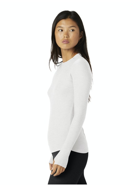 FEATHERWEIGHT CLASSIC CREW PULLOVER - BEYOND YOGA - HVÍTUR