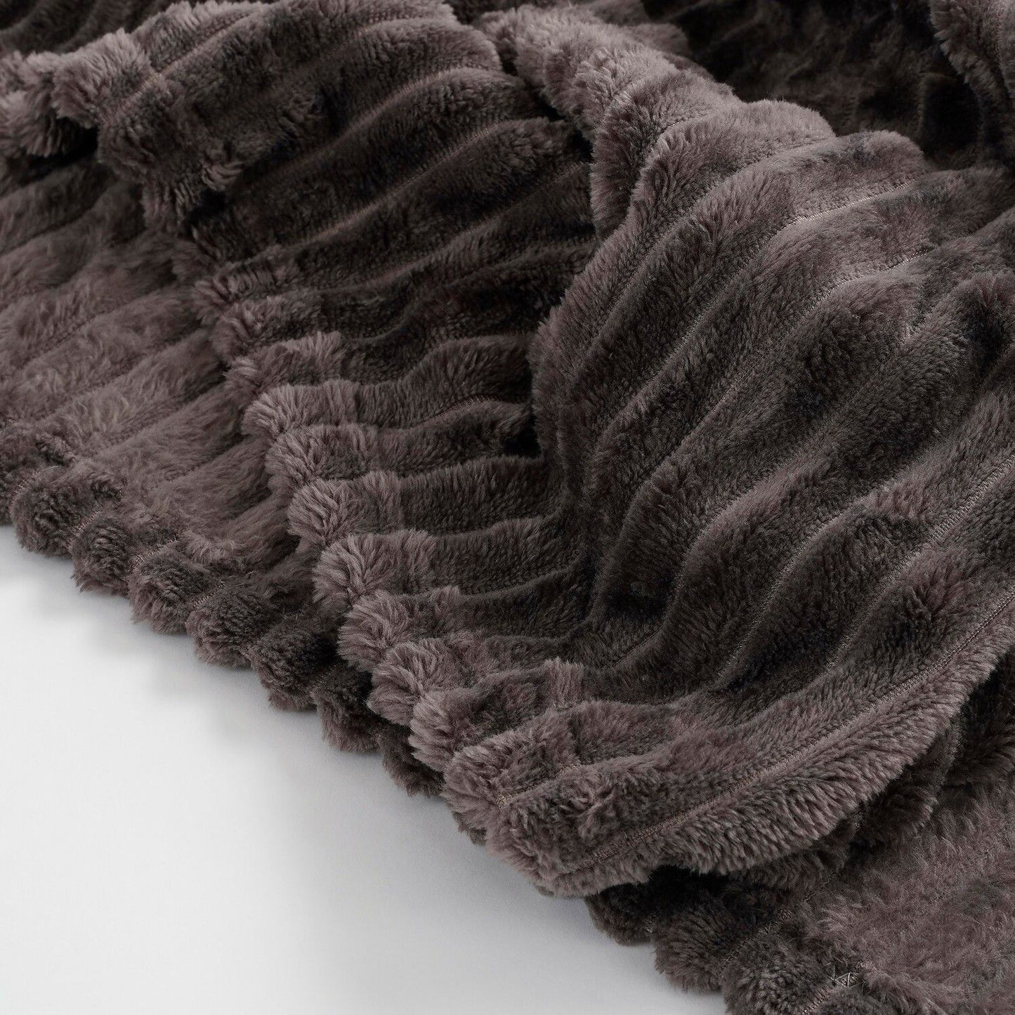 IN THE MOOD LORENS FLEECE BLANKET - L180 X B130 CM - POLYESTER - ANTRACIET