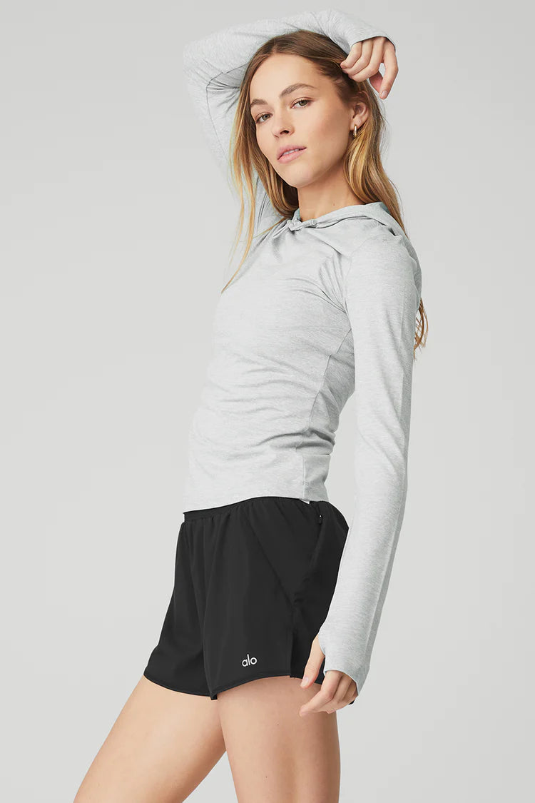 ALO ALOSOFT HOODED RUNNER LONG SLEEVE - HEATHER GREY
