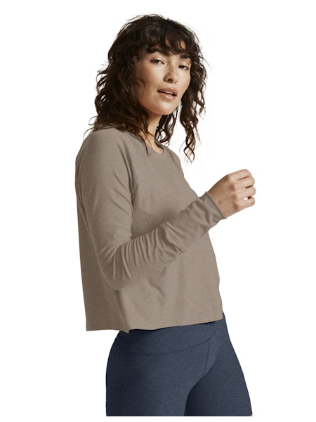 POWERBEYOND LITE AIRSHIELD LONG SLEEVE TOP - Beyond Yoga (BIRCH HEATHER)